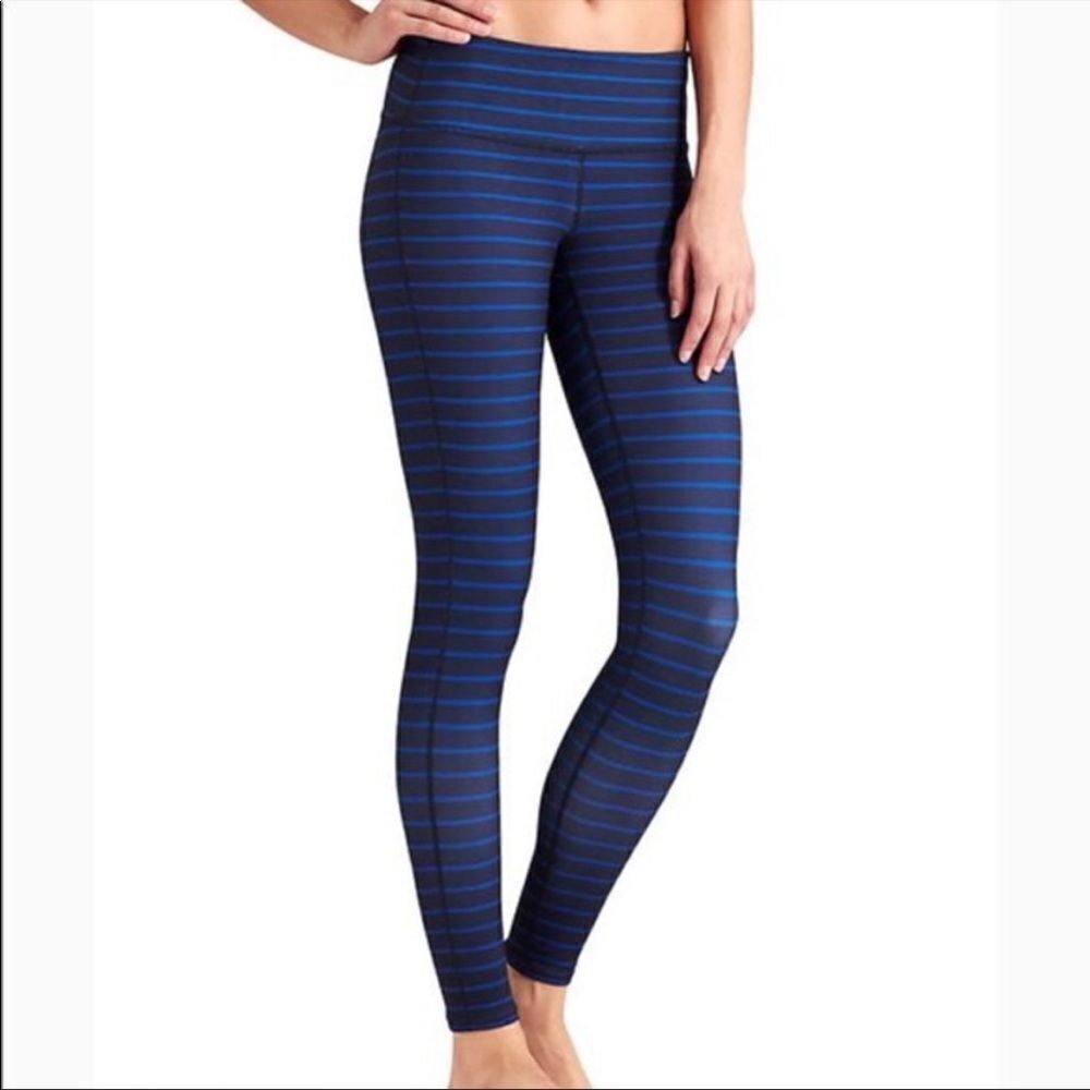 Athleta Chaturanga Admiral Stripe 7/8 Legging